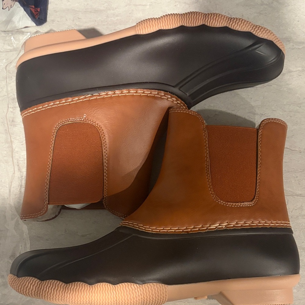 New Brown and Black Women's Chelsea Boots